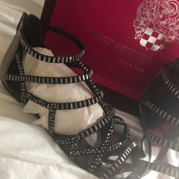 Vince Camuto sandals VC-Emera black steel snake sandals (free VC bracelet) - Picture 6 of 11